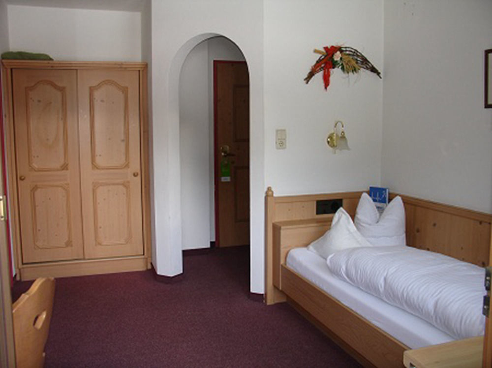 Hotel Hoehlenstein 图克斯 客房 照片