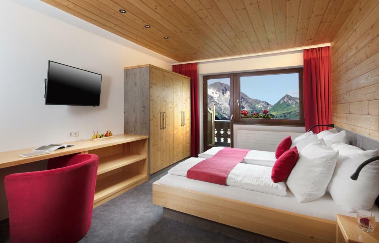 Hotel Hoehlenstein 图克斯 外观 照片